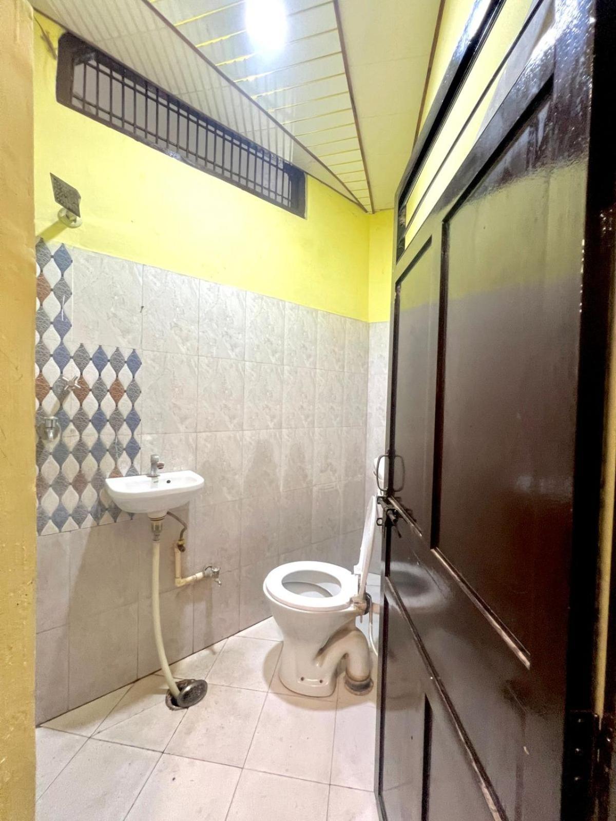 Durga P Guest House Near Harishchandra Ghat Varanasi Eksteriør bilde